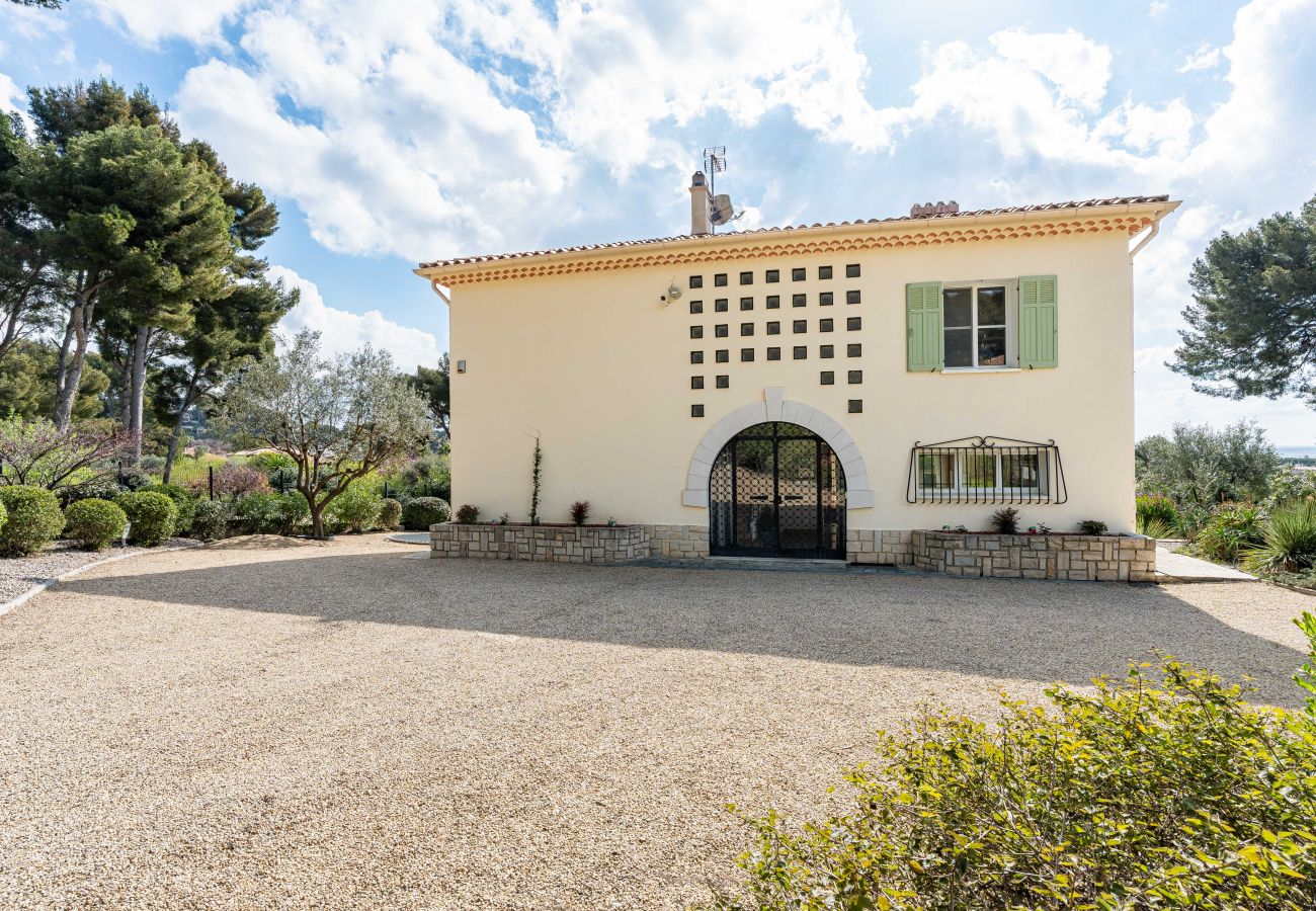 Villa à La Ciotat - Villa Pandora, piscine chauffée, vue mer, jardin