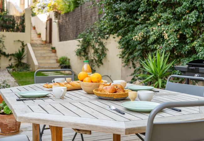 Appartement à La Ciotat - Orto. Quartier Calanques du Mugel, clim, jardin Appartement à La Ciotat - Orto. Quartier Calanques du Mugel, clim, jardin
