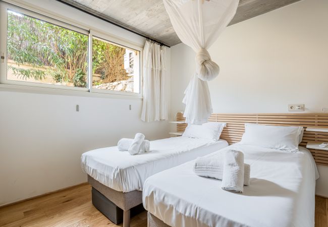 Appartement à La Ciotat - Orto. Quartier Calanques du Mugel, clim, jardin Appartement à La Ciotat - Orto. Quartier Calanques du Mugel, clim, jardin