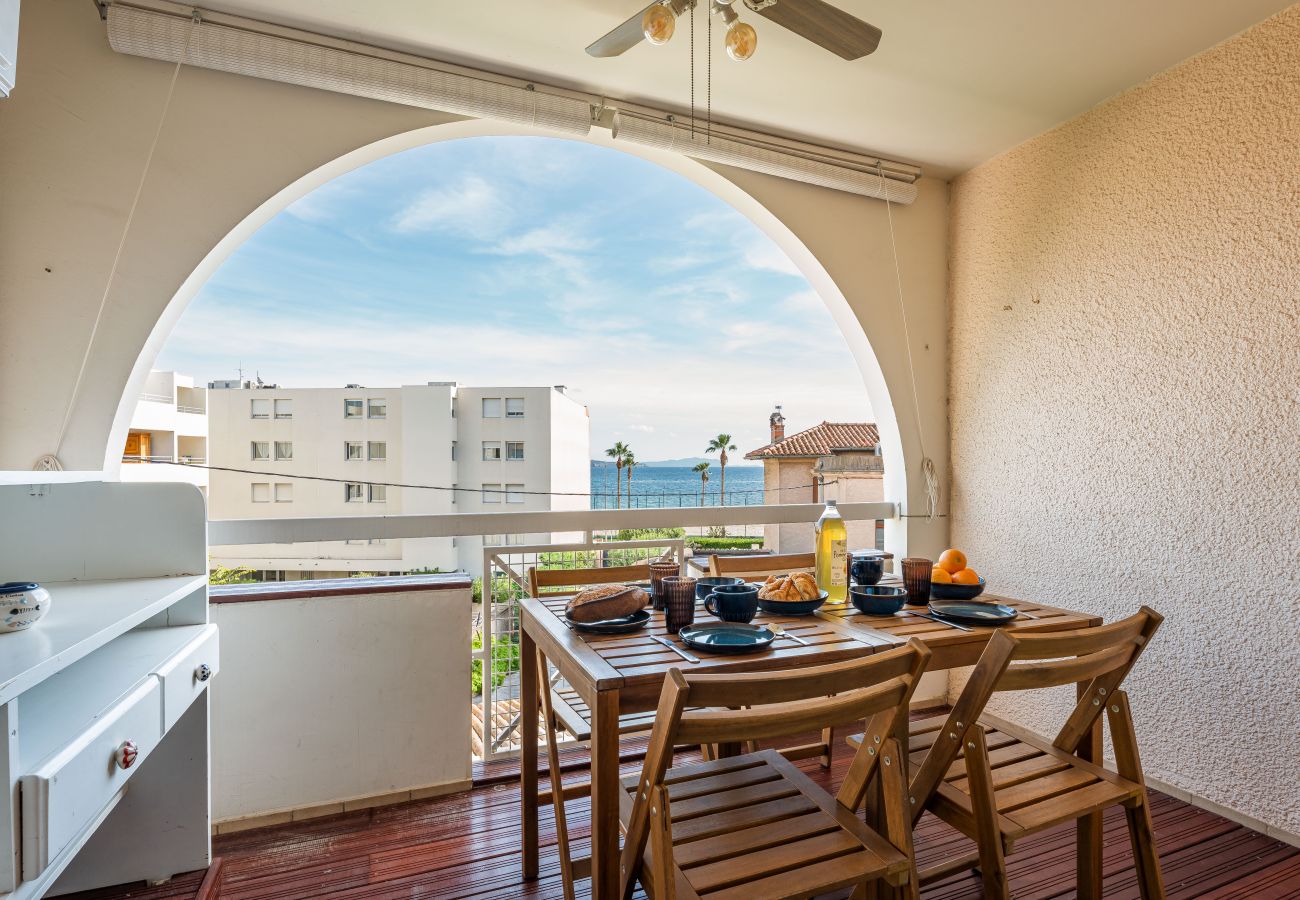 Appartement à La Ciotat - Cabanon