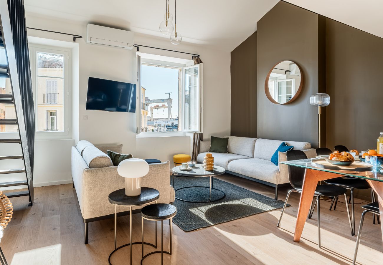 Appartement à La Ciotat - Foch, Duplex de standing, vue port, clim