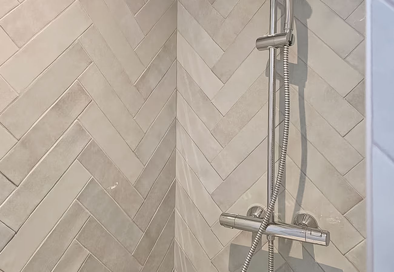 Appartement à La Ciotat - Foch, Duplex de standing, vue port, clim