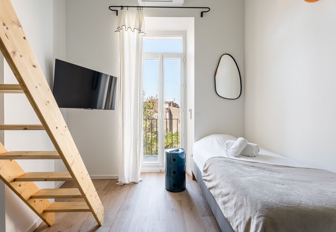 Appartement à La Ciotat - Foch, Duplex de standing, vue port, clim