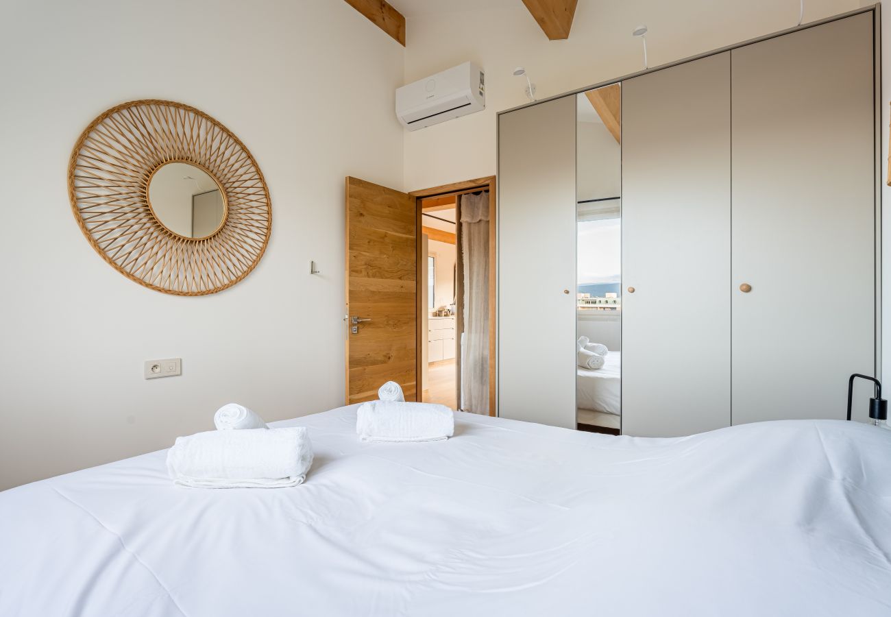 Appartement à La Ciotat - Estello. Quartier Mugel, clim, terrasse, vue mer