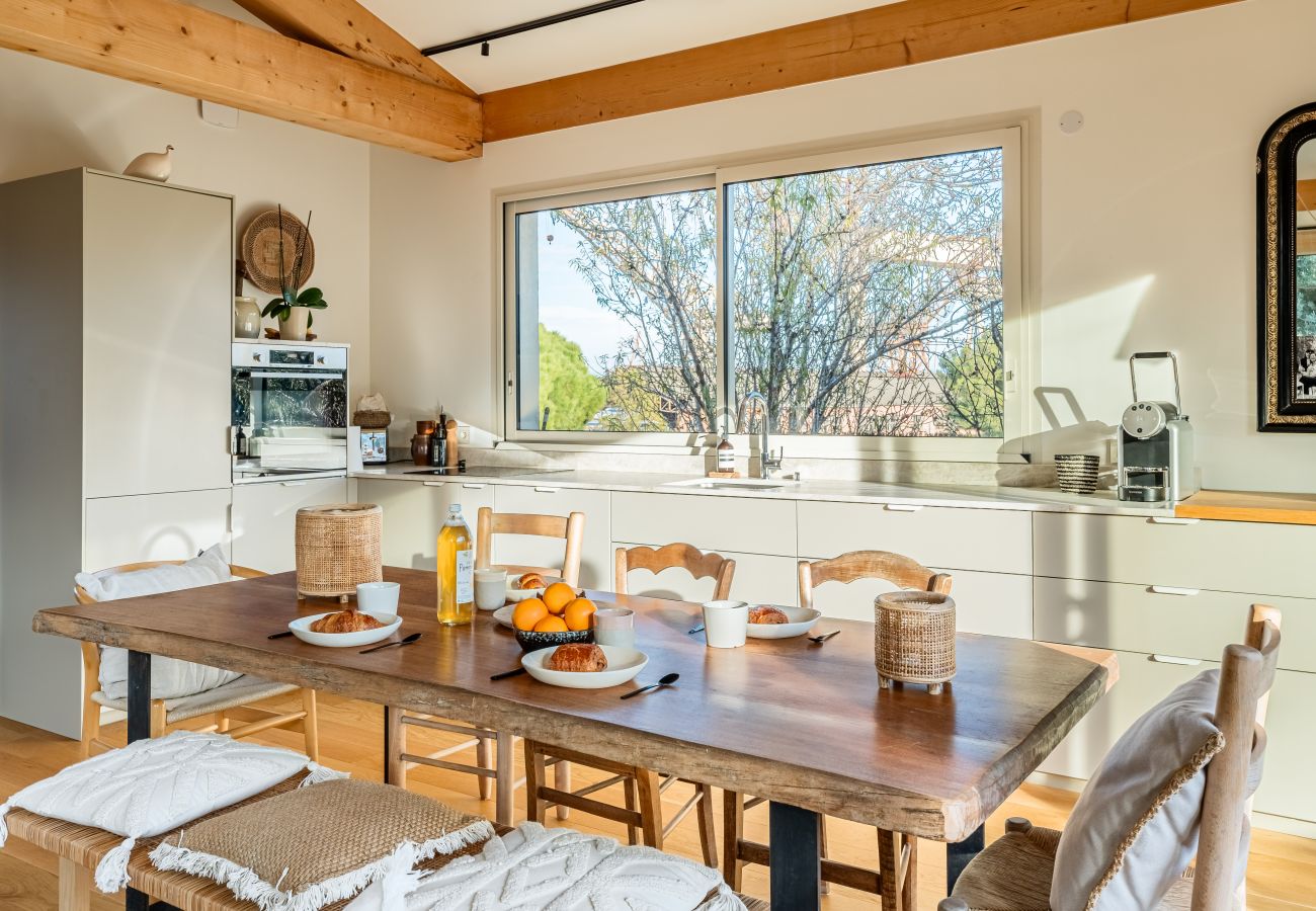 Appartement à La Ciotat - Estello. Quartier Mugel, clim, terrasse, vue mer