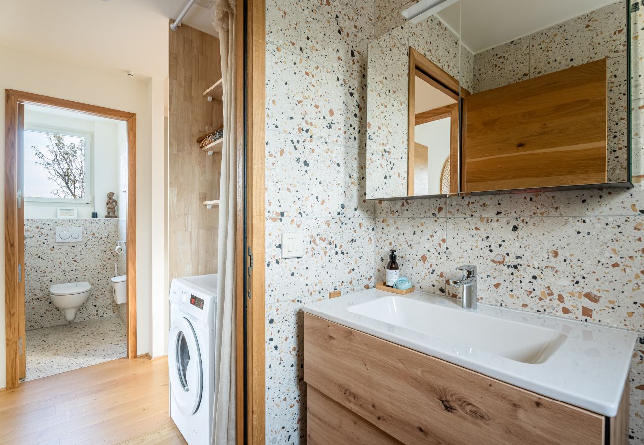 Appartement à La Ciotat - Estello. Quartier Mugel, clim, terrasse, vue mer