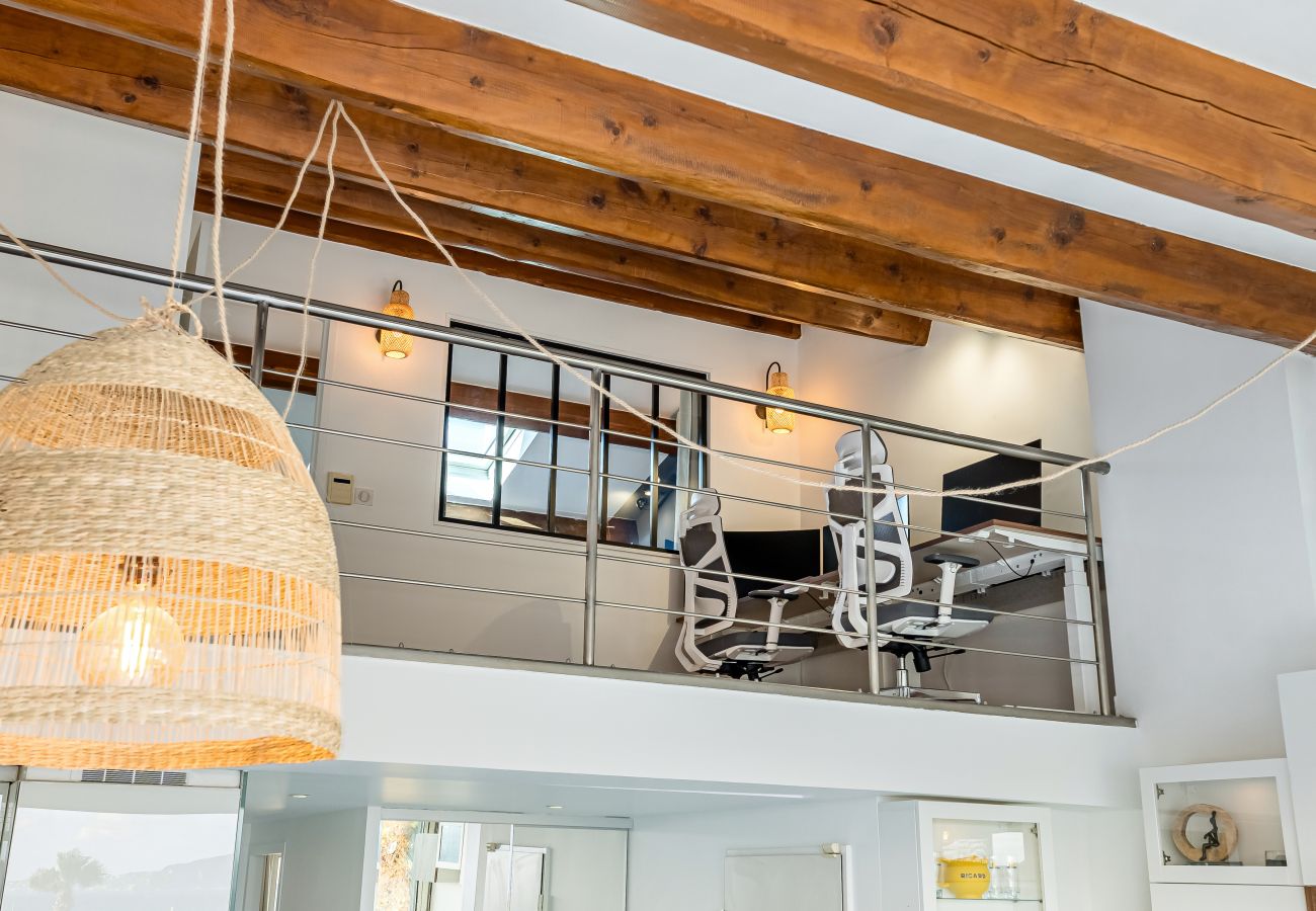 Appartement à La Ciotat - Pitchounette. Vue mer, terrasse, jacuzzi, clim