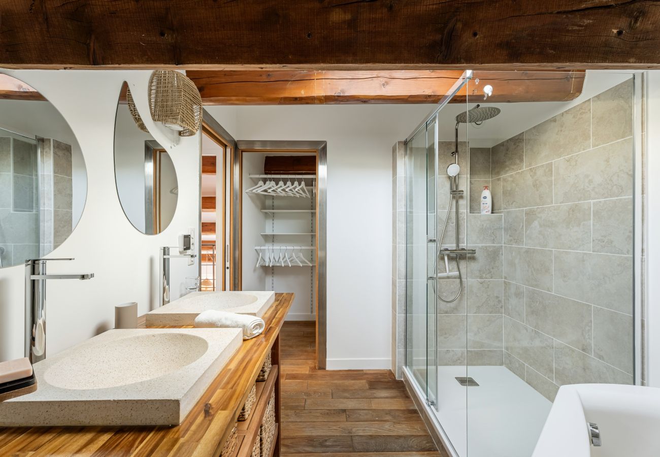 Appartement à La Ciotat - Pitchounette. Vue mer, terrasse, jacuzzi, clim