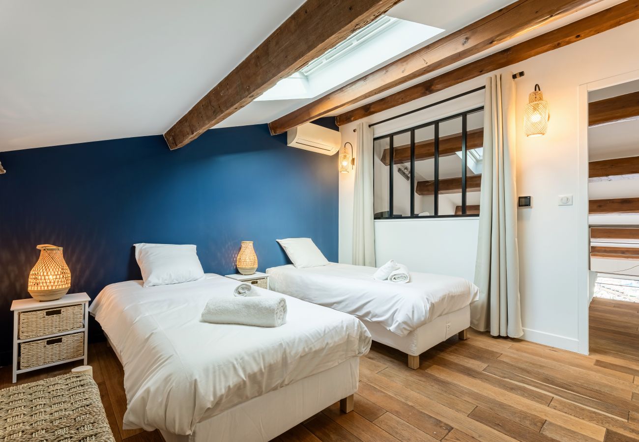 Appartement à La Ciotat - Pitchounette. Vue mer, terrasse, jacuzzi, clim