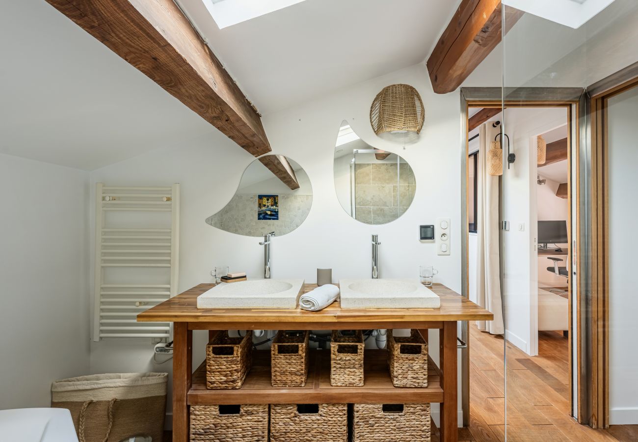 Appartement à La Ciotat - Pitchounette. Vue mer, terrasse, jacuzzi, clim