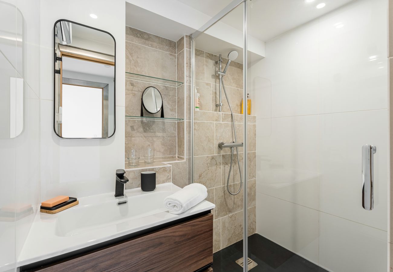 Appartement à La Ciotat - Pitchounette. Vue mer, terrasse, jacuzzi, clim