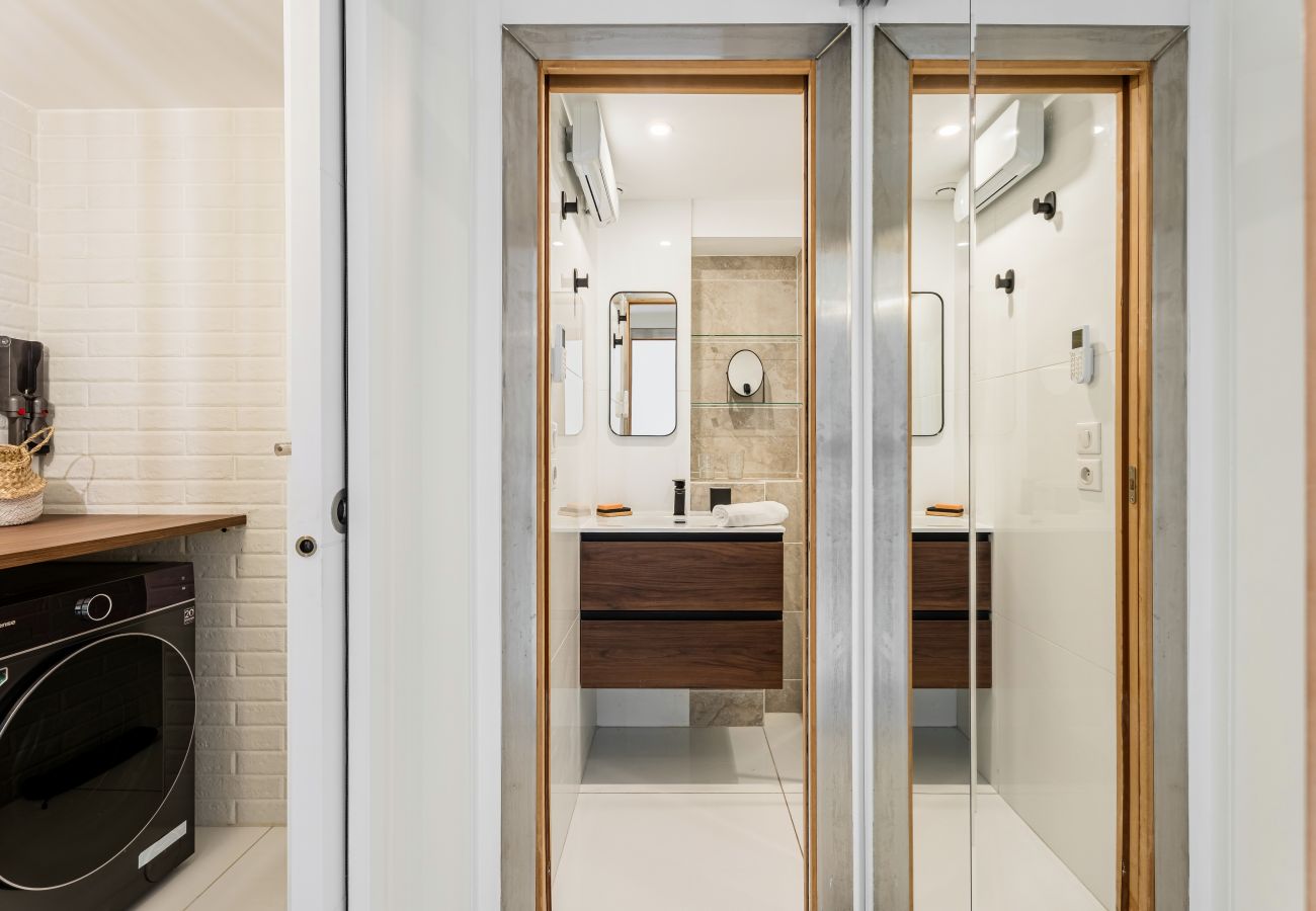 Appartement à La Ciotat - Pitchounette. Vue mer, terrasse, jacuzzi, clim