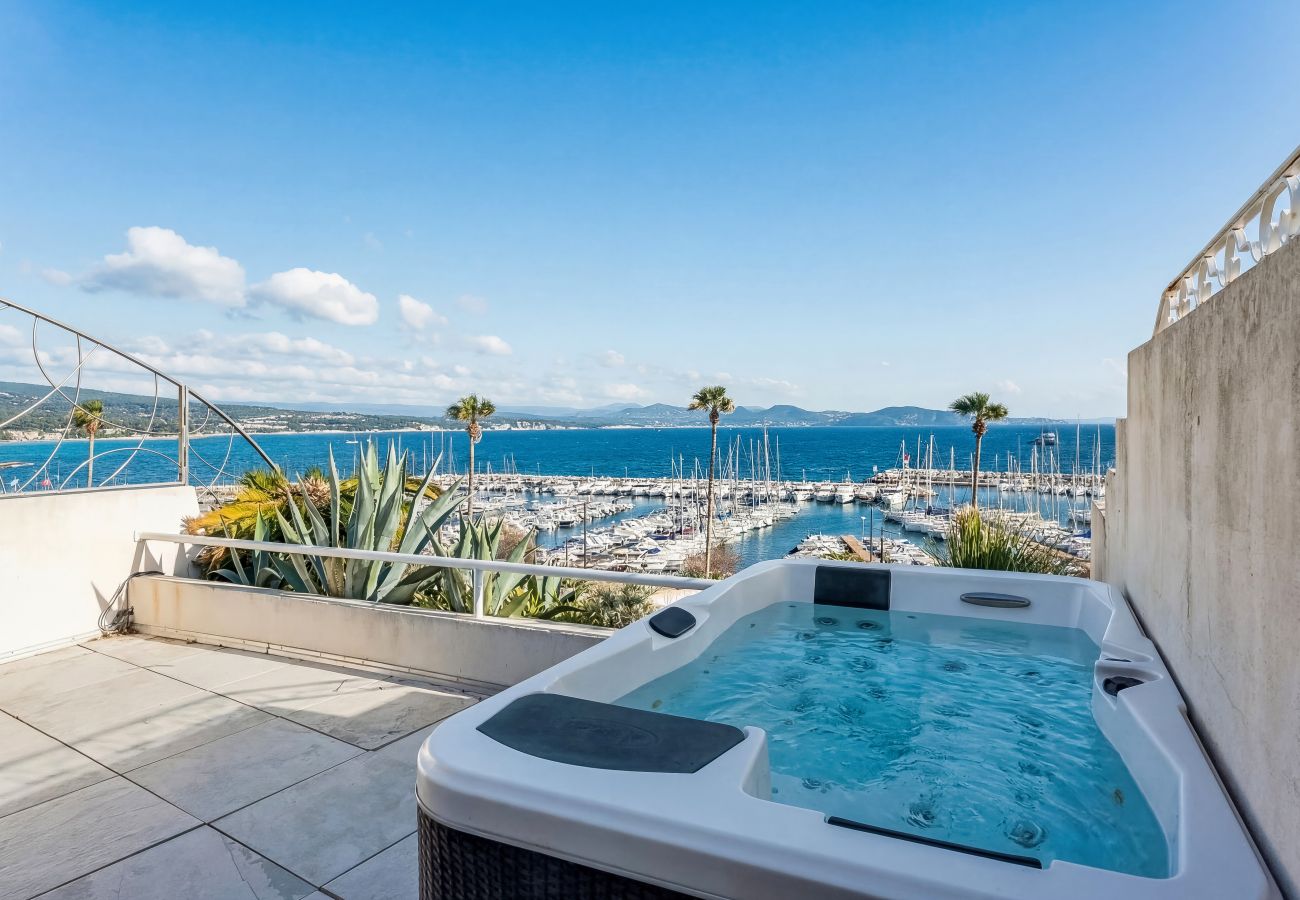 Appartement à La Ciotat - Pitchounette. Vue mer, terrasse, jacuzzi, clim