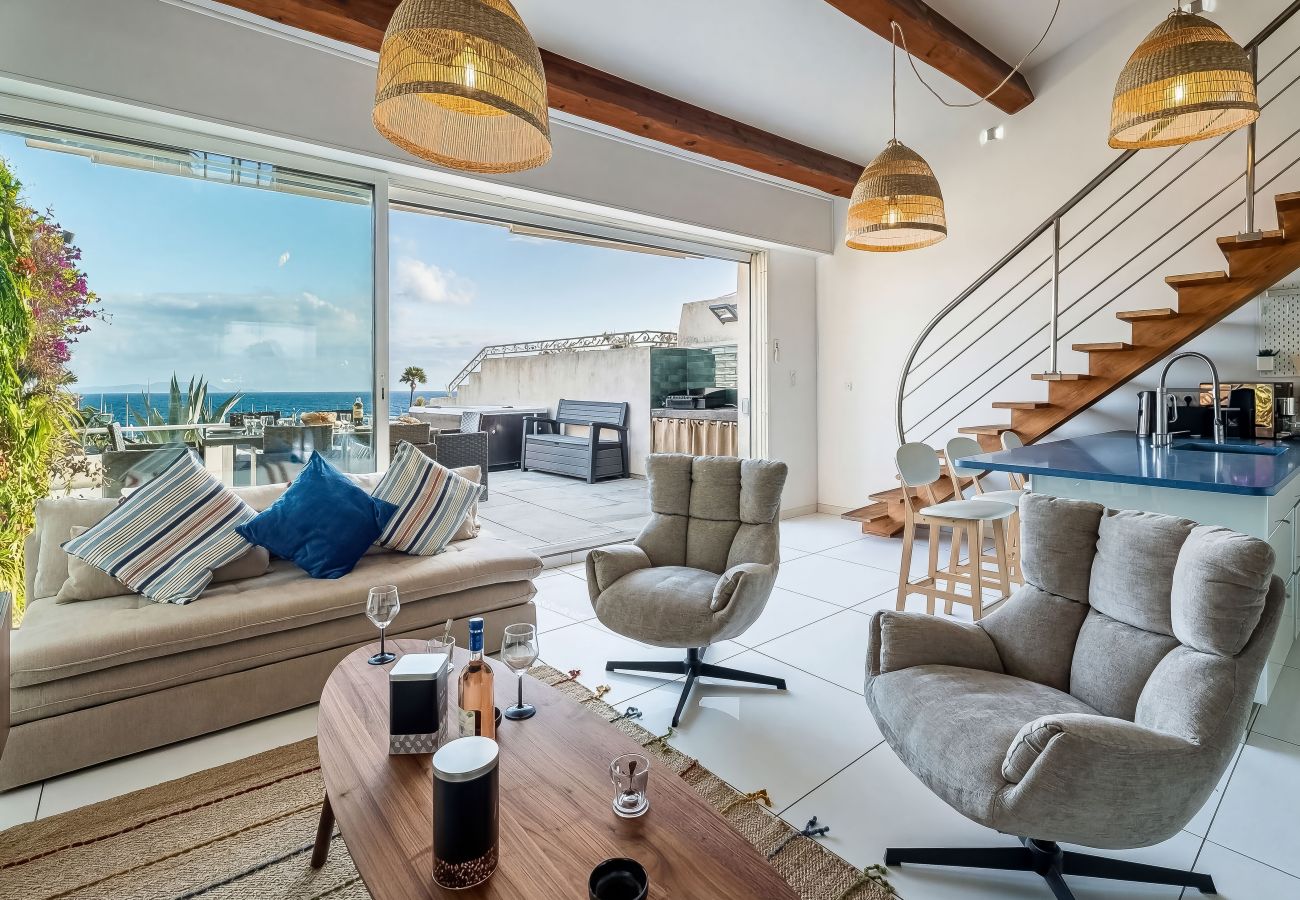 Appartement à La Ciotat - Pitchounette. Vue mer, terrasse, jacuzzi, clim