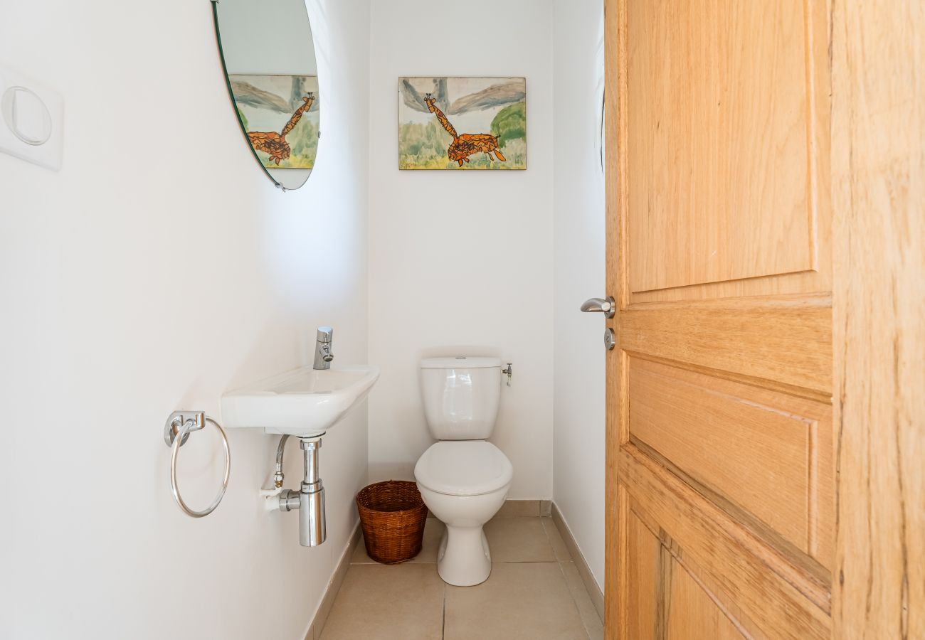 Maison à La Ciotat - Bagatelle. Jardin, proximité plage, parking