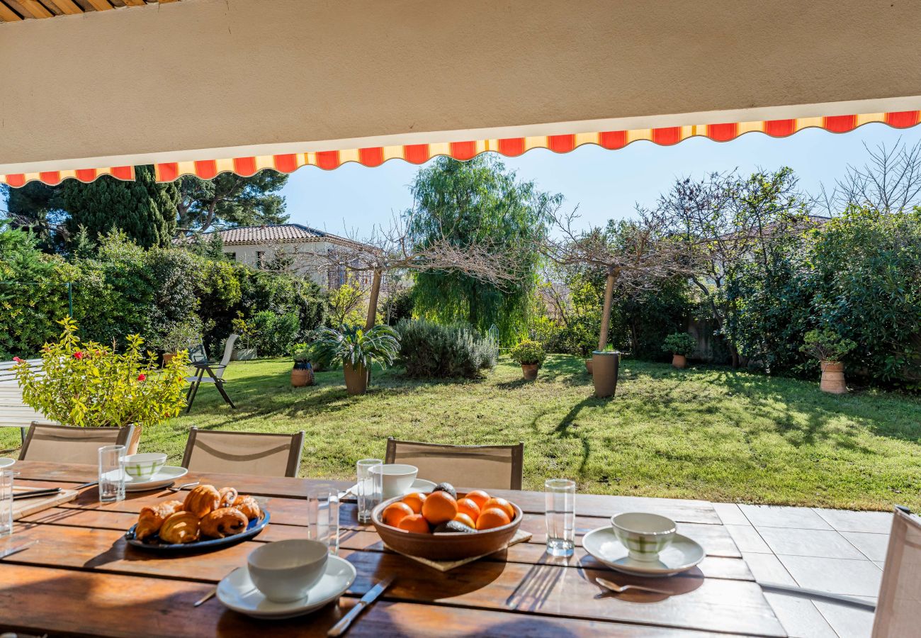 Maison à La Ciotat - Bagatelle. Jardin, proximité plage, parking