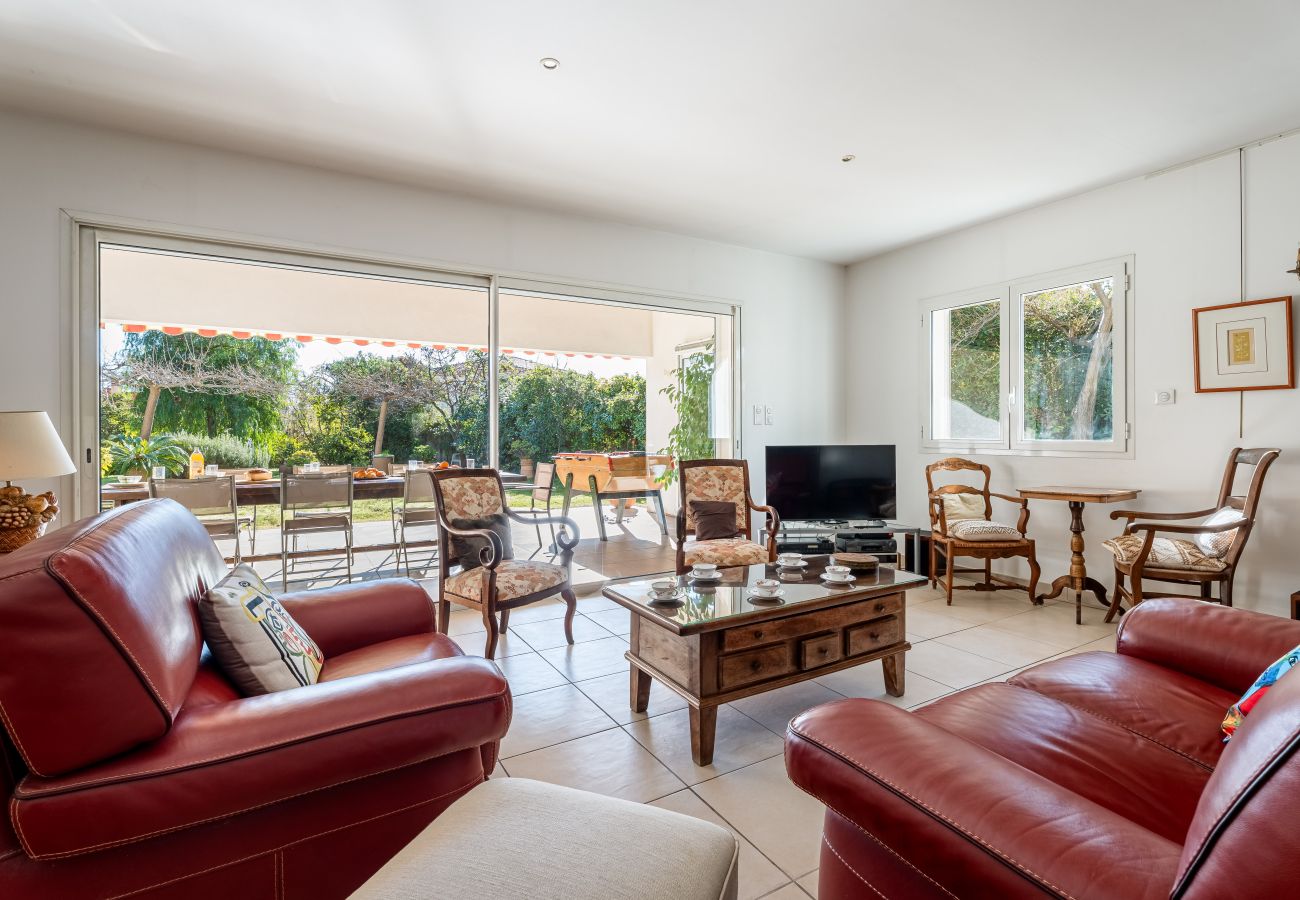 Maison à La Ciotat - Bagatelle. Jardin, proximité plage, parking