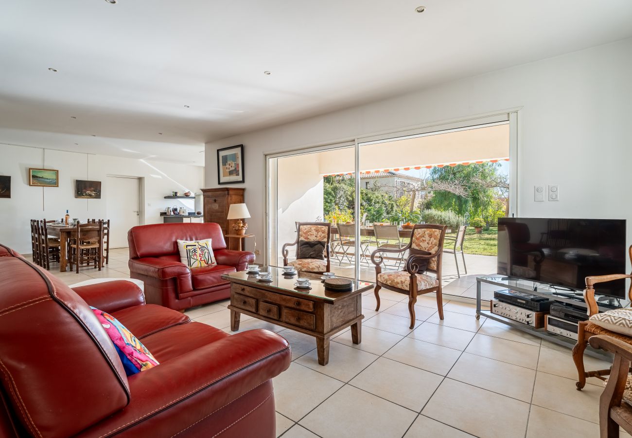 Maison à La Ciotat - Bagatelle. Jardin, proximité plage, parking