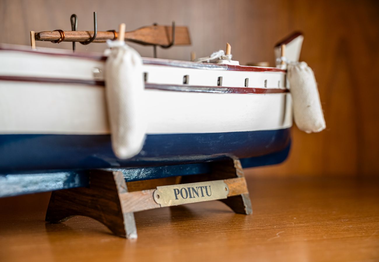 Maison à La Ciotat - Bagatelle. Jardin, proximité plage, parking