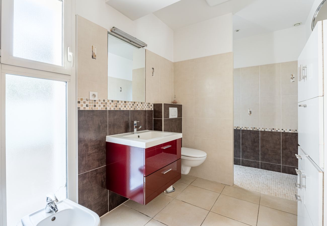 Maison à La Ciotat - Bagatelle. Jardin, proximité plage, parking