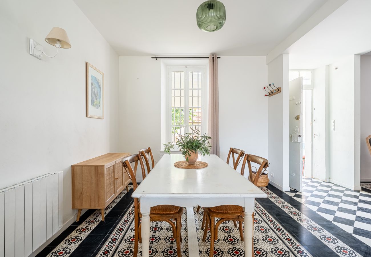 Maison à La Ciotat - Villa Ferzo. Proche mer, clim, jardin, parking