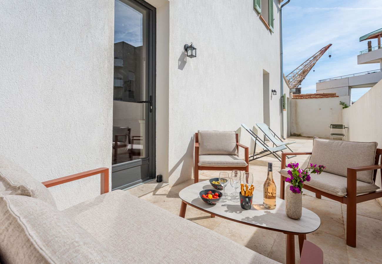 Maison à La Ciotat - Villa Ferzo. Proche mer, clim, jardin, parking