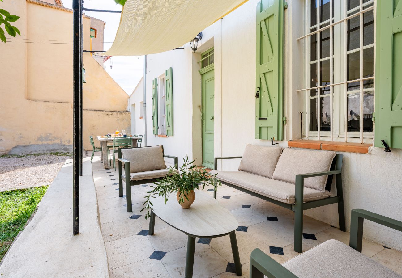 Maison à La Ciotat - Villa Ferzo. Proche mer, clim, jardin, parking