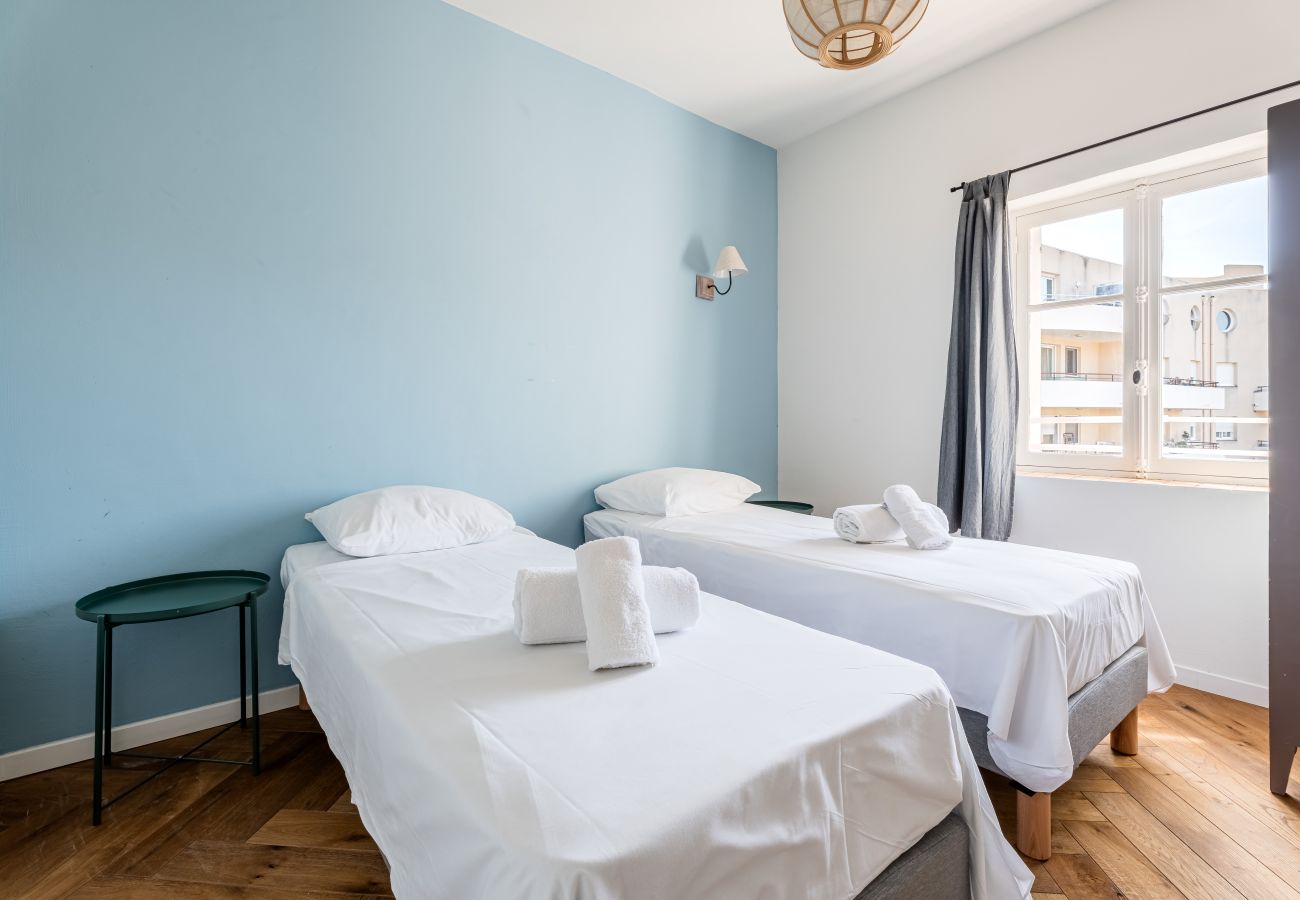 Maison à La Ciotat - Villa Ferzo. Proche mer, clim, jardin, parking