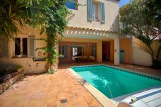 Maison à La Ciotat - Maison ville Galé. piscine, clim,proche des plages